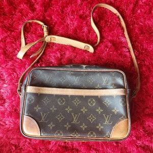 Louis Vuitton Trocadero crossbody